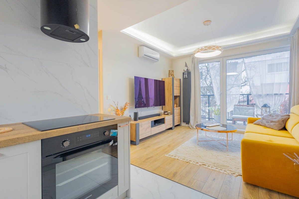 2-pokojowe po generalnym remoncie ul.Czapelska