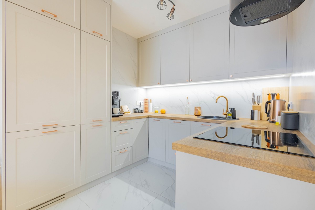 2-pokojowe po generalnym remoncie ul.Czapelska