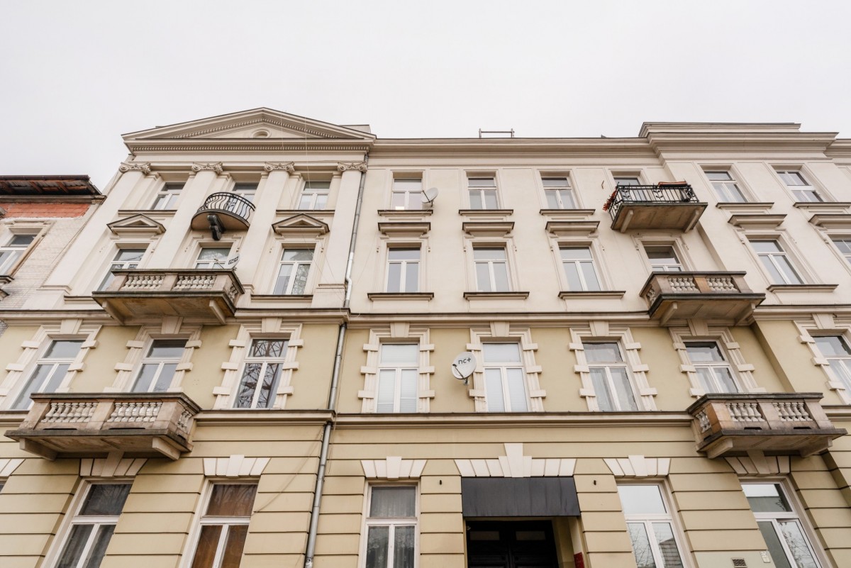 Lokal w pięknej, odrestaurowanej kamienicy