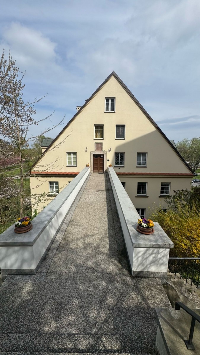Sen O Warszawie – Dom Profesorów