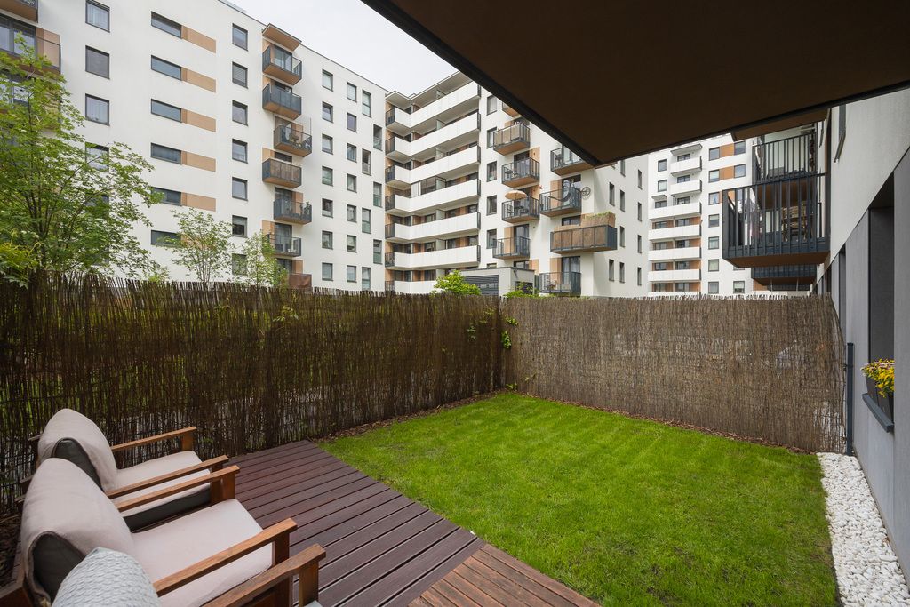 Ogródek  Msc parkingowe  Garderoba  Nowa oferta