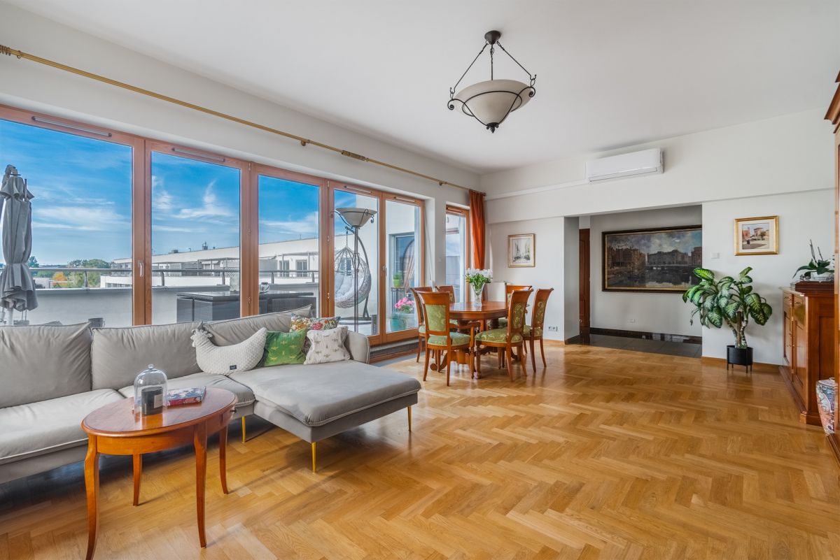 Penthouse z tarasem – osiedle Eko Park przy parku