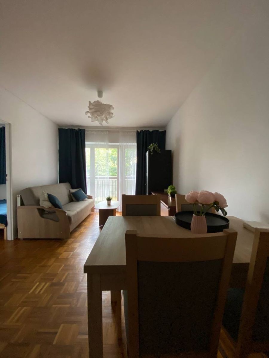 2 pokoje, METRO, duży balkon