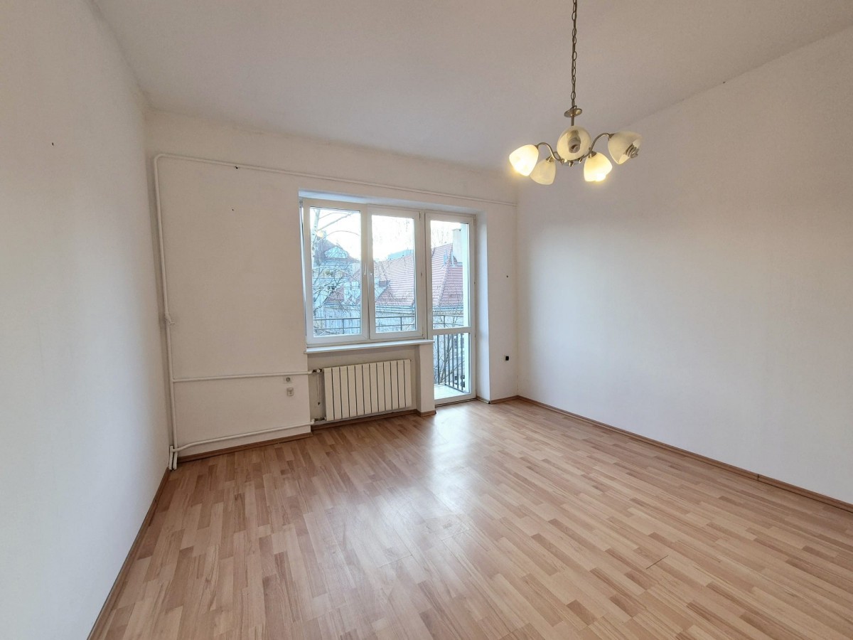Mieszkanie w kamienicy na Mokotowie 35,6m2