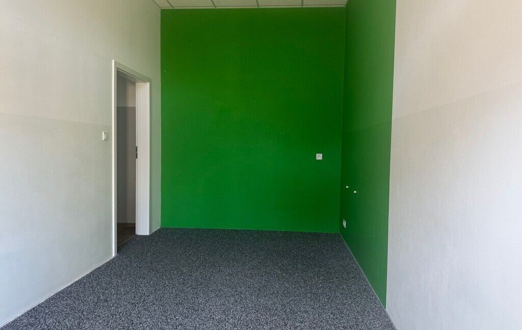 23737908