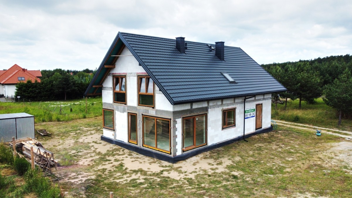 Dom pod Warszawą