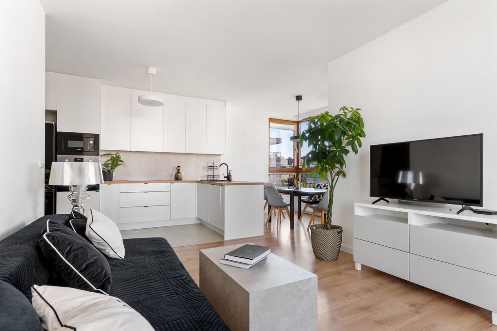 Atrakcyjny 4-pokojowy apartament na Kabatach