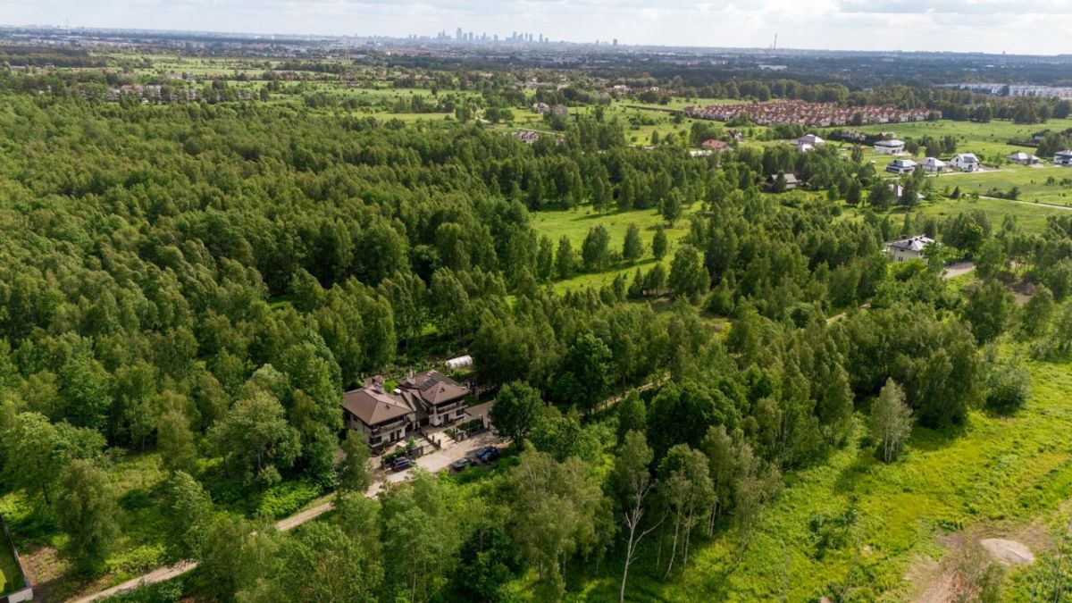 Klimatyczna działka pod budowę domu.