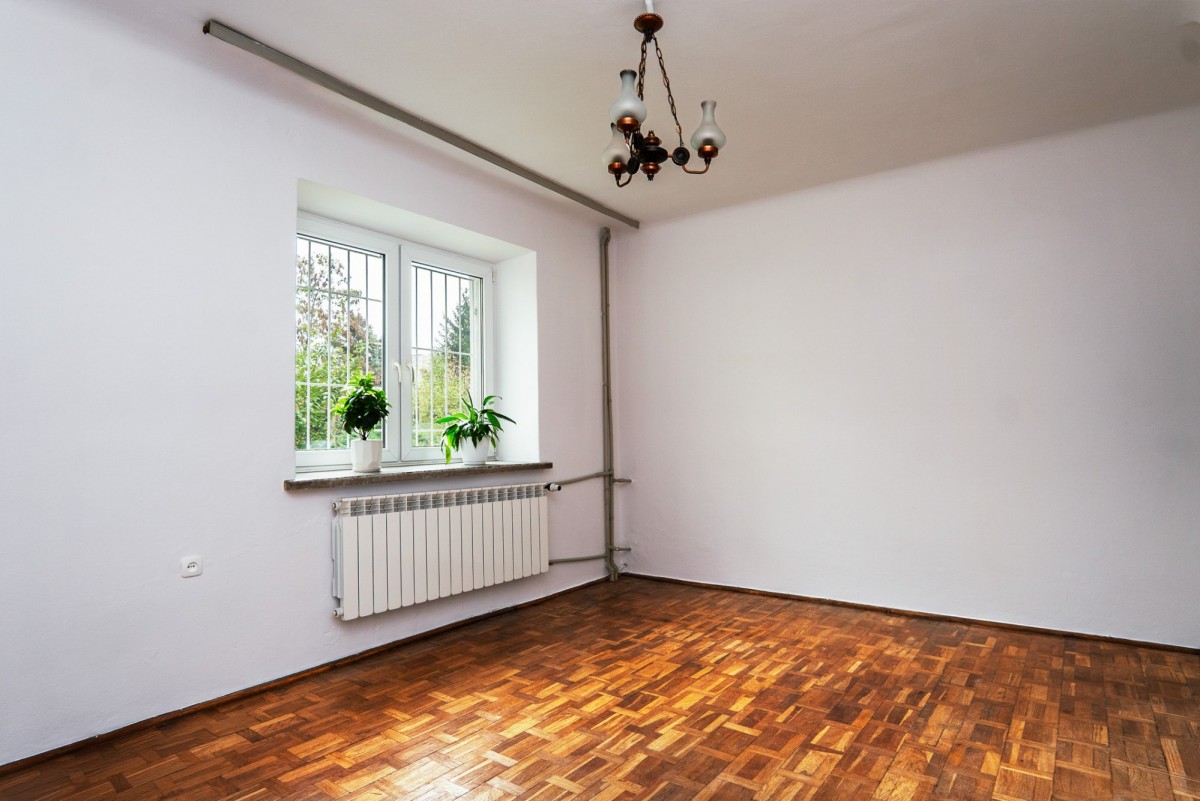 Nowolipki, 2 pokoje na parterze, cisza!