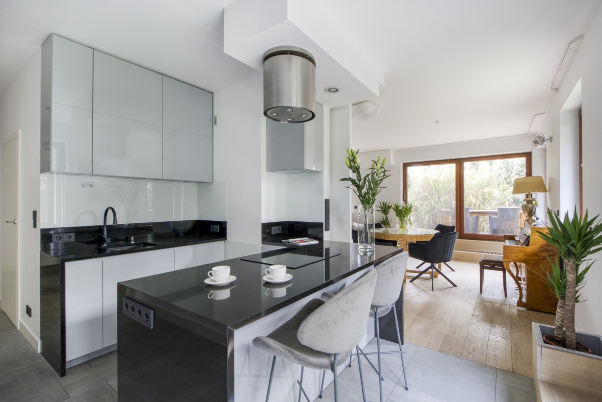 3-4 pokoje | 115 m2 | ogród 143 m2 | Mokotów