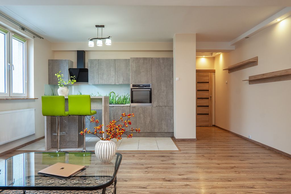 Praga Południe ul. Biskupia 80 mkw  duża piwnica