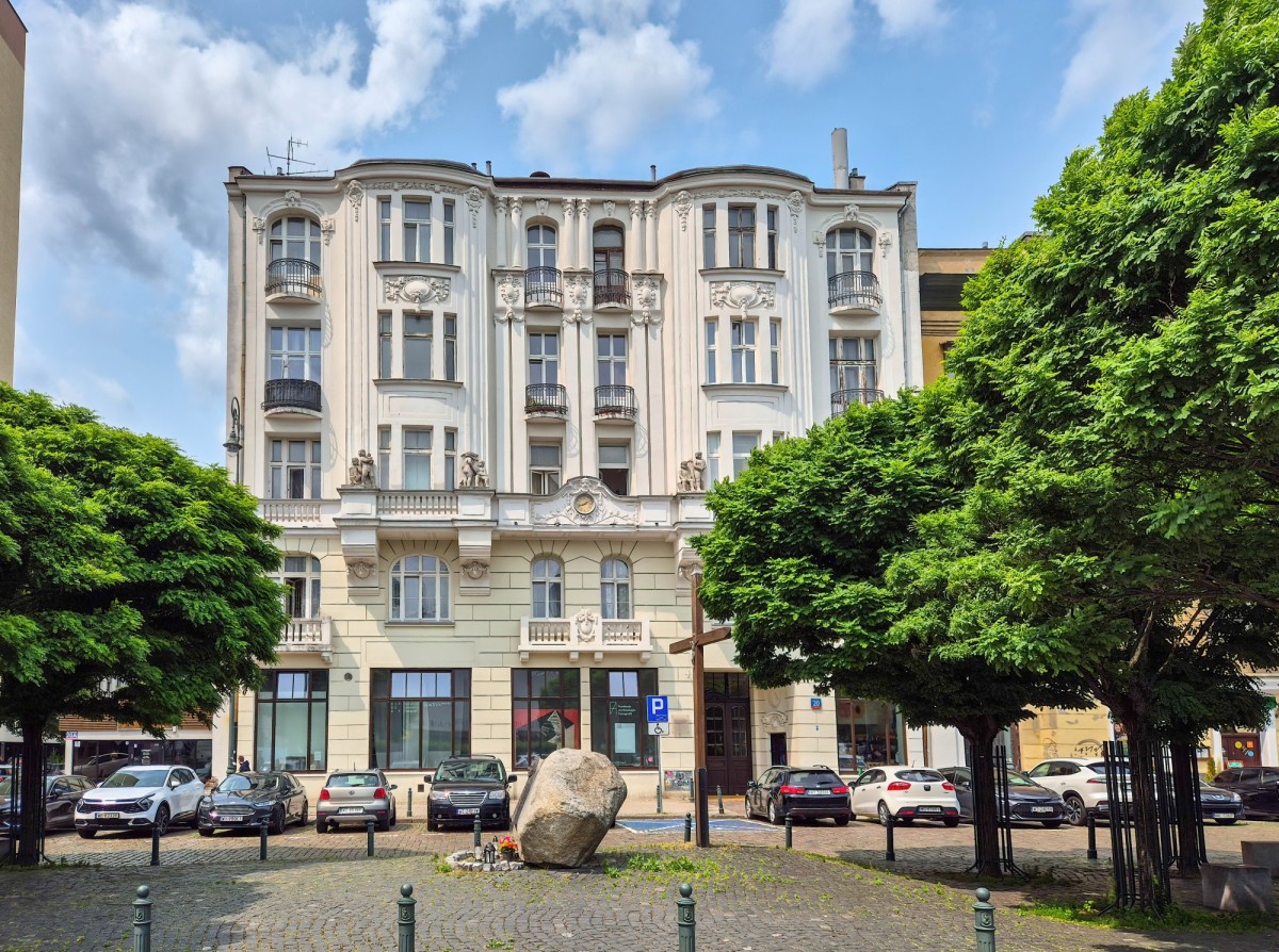 WOLA Przedwojenny szyk i współczesny komfort