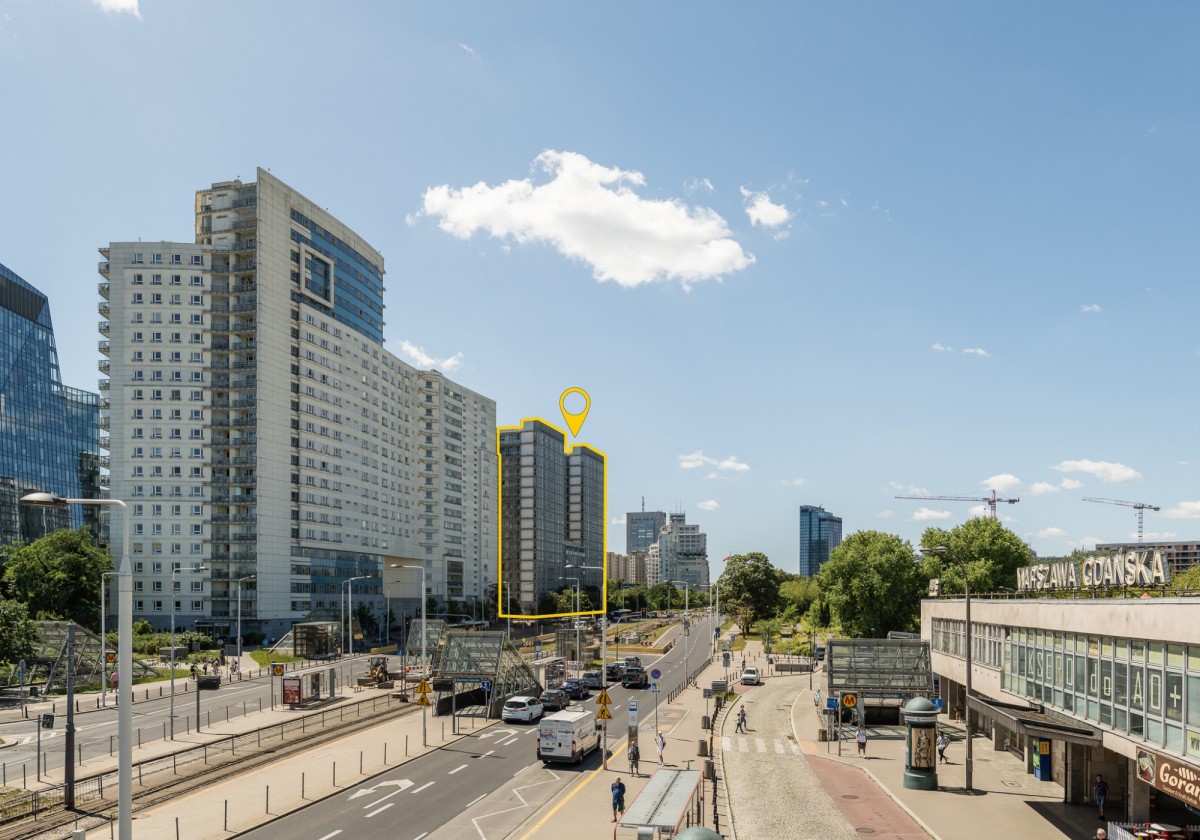 2-pok. k. Metra Dworzec Gdański-recepcja