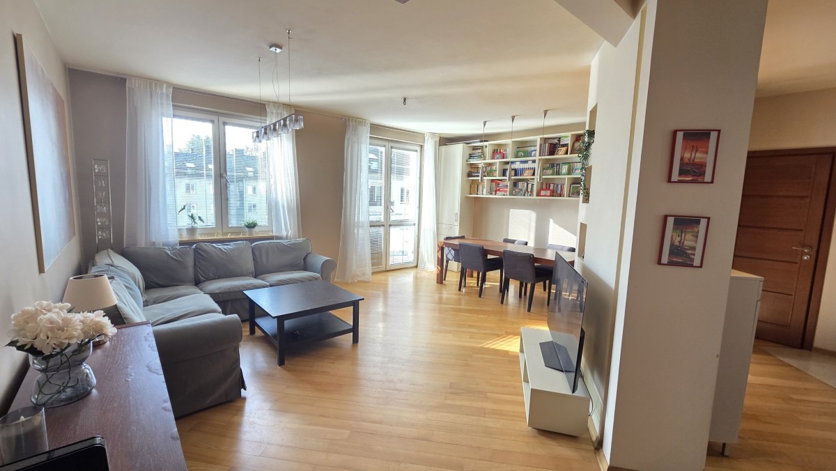dwupoziomowe, 5 pokoi, balkon, ciche, Tarchomin