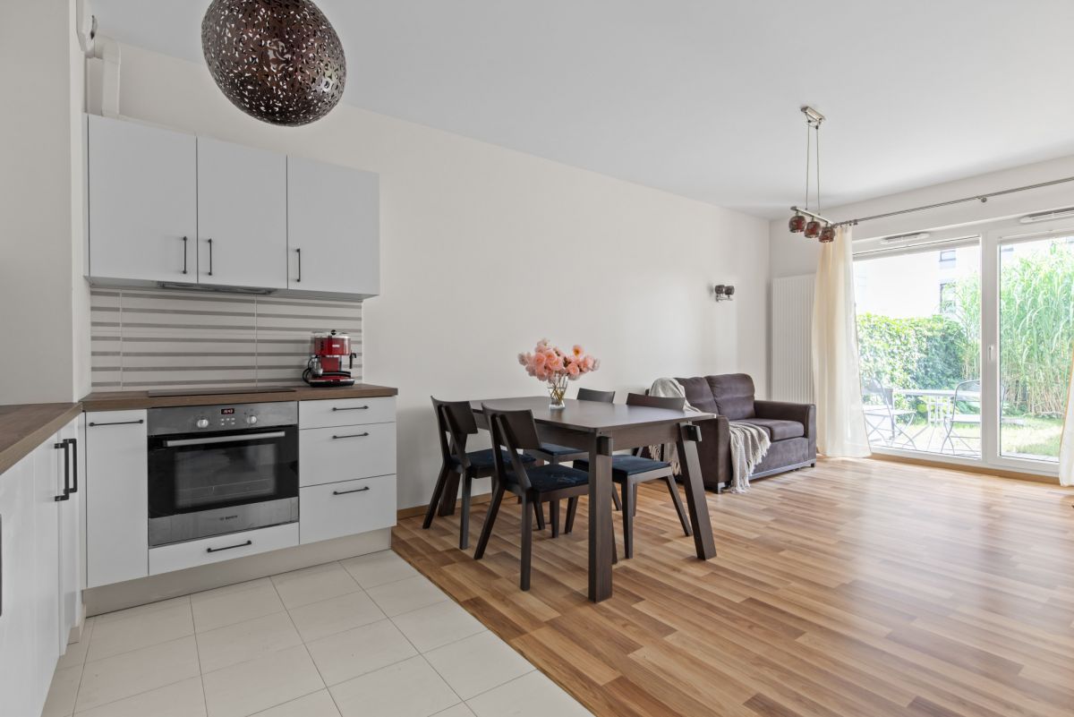 Targówek | 64 m2 | ogródek | 2 garaże