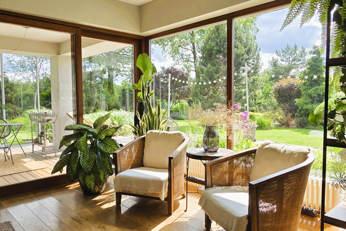 Zielona enklawa na Białołęce – komfort i harmonia