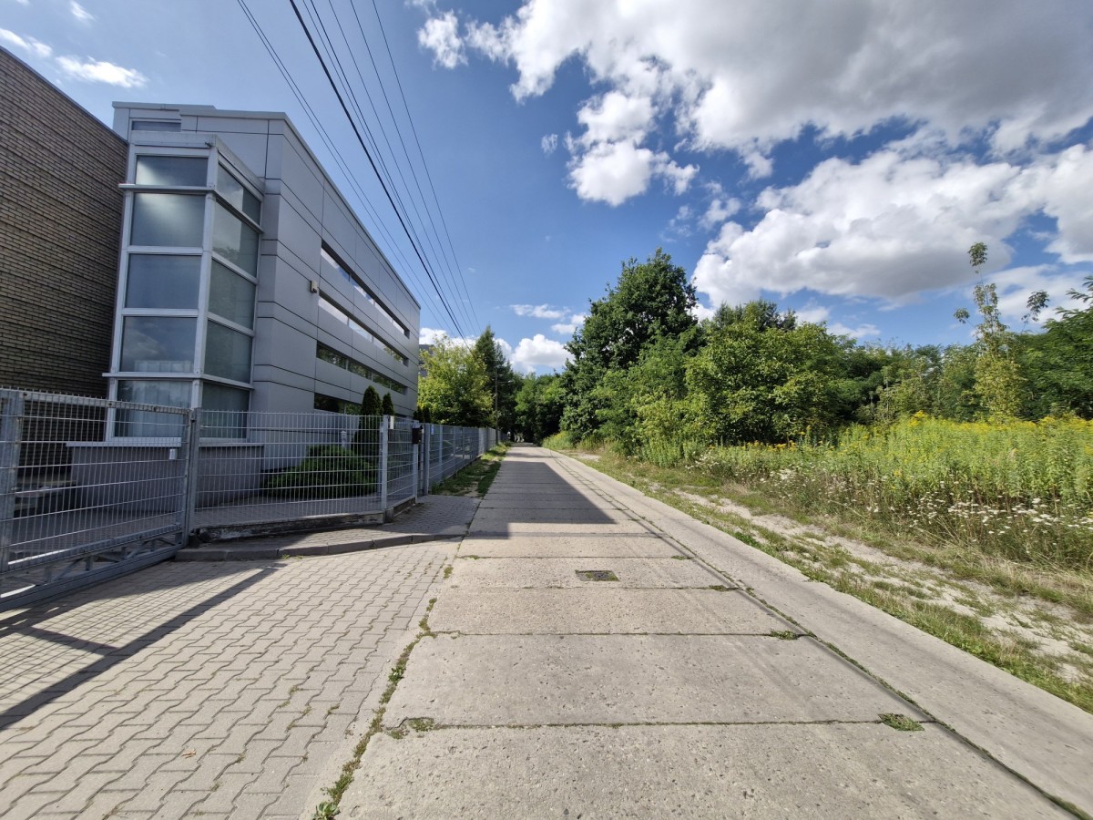 Działka budowlana z WZ – Warszawa, Włochy, Serwitu