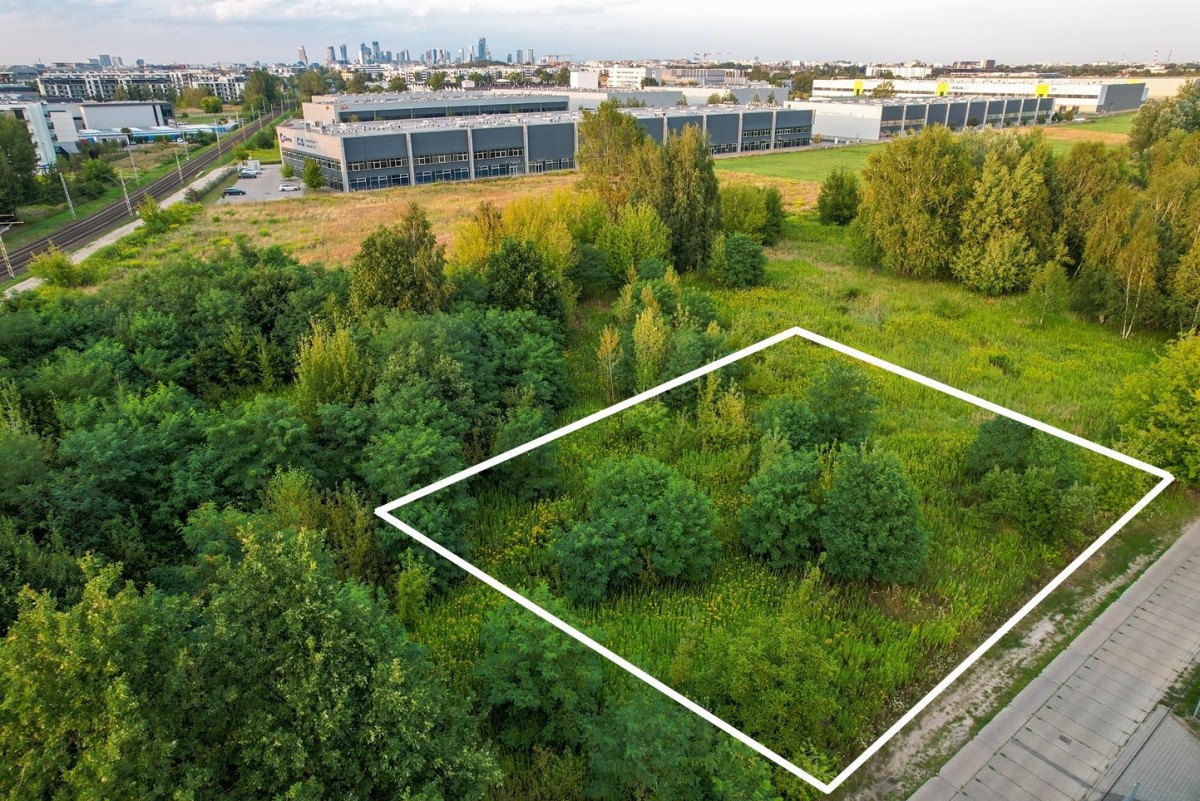 Działka budowlana z WZ – Warszawa, Włochy, Serwitu