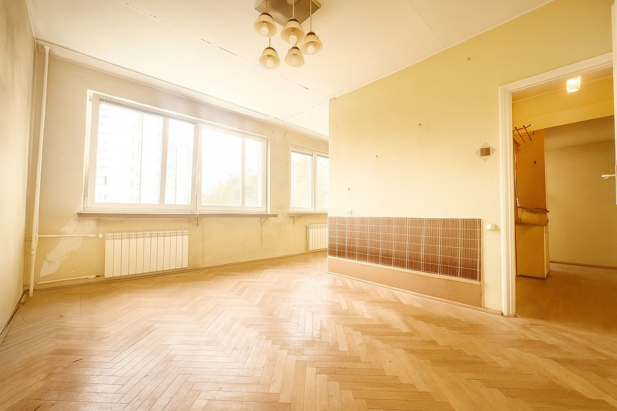Cegła, 2 pokoje, balkon obok Wydziału Matematyki !