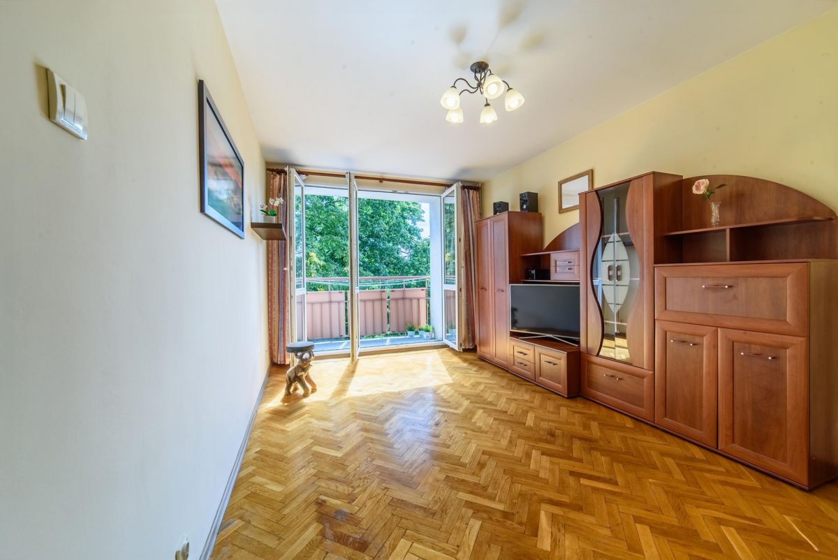 Jednopokojowe mieszkanie#balkon#piwnica#cegła