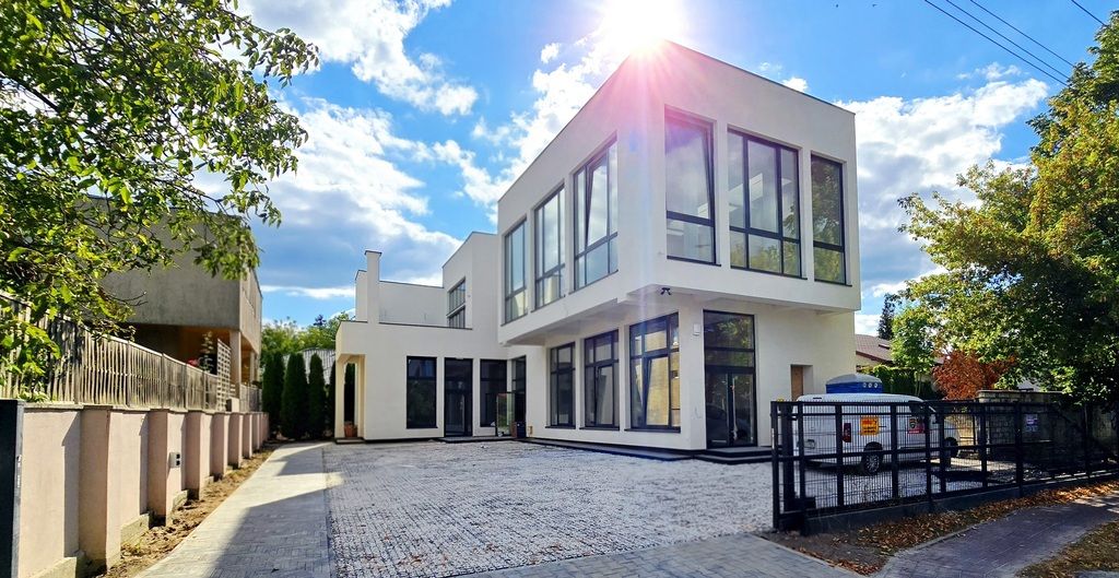 Nowy budynek usługowy, Świetny punkt, Okazja!!