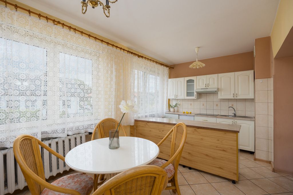 Bliźniak/5 pokoi/2 garaże/5min do SKM