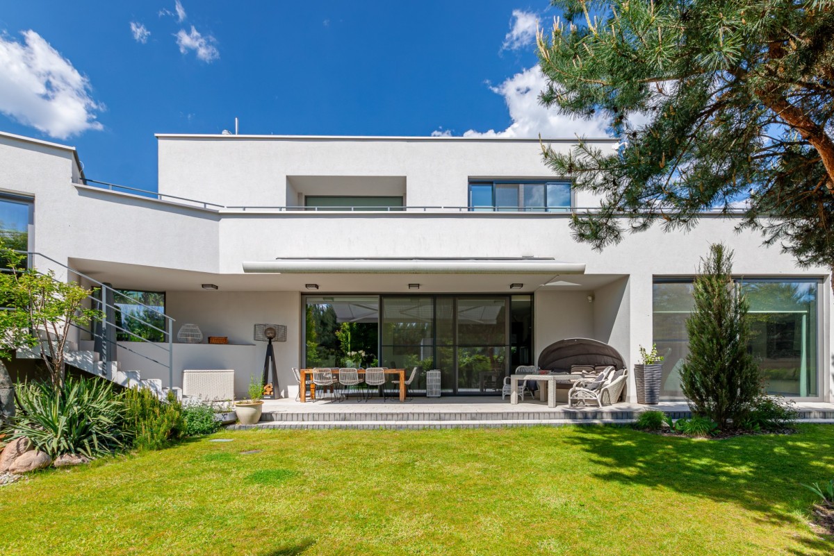 Nowoczesny dom  pod Warszawą | Zielonki Wieś