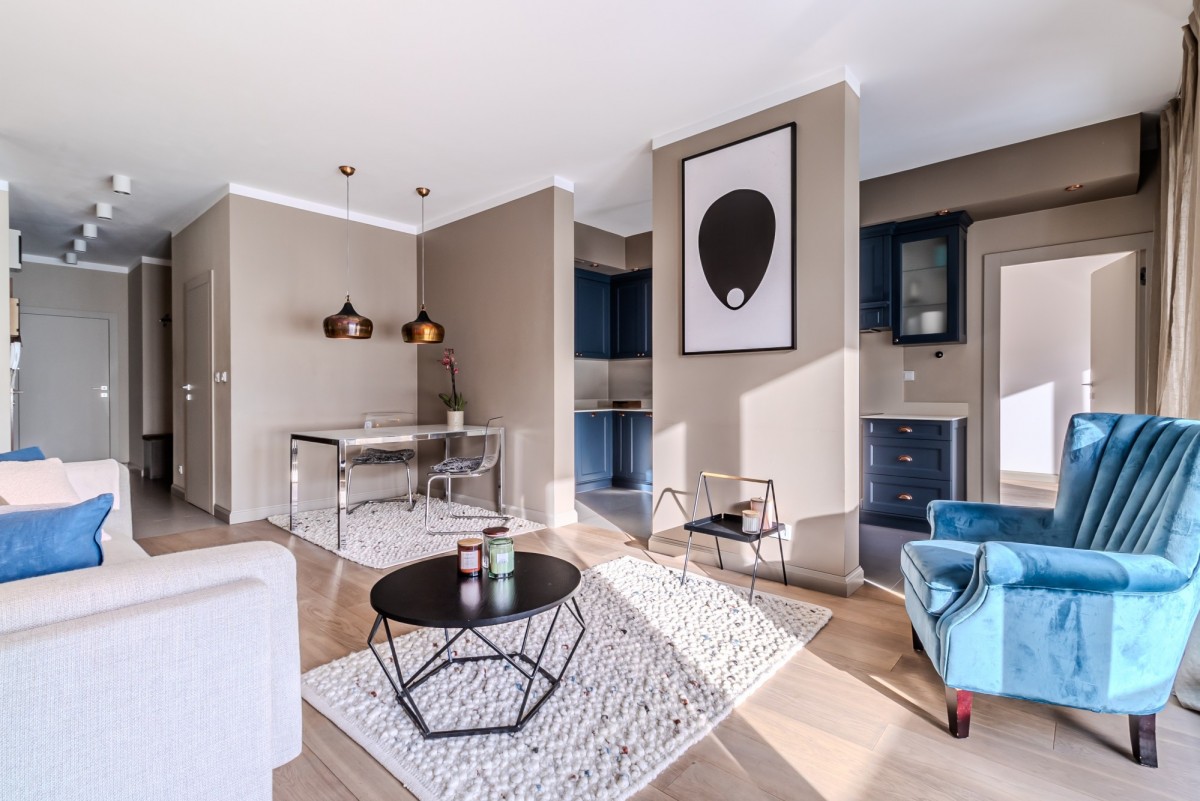 B.komfortowe, ciche , widne 3-pok. w Miasteczku W