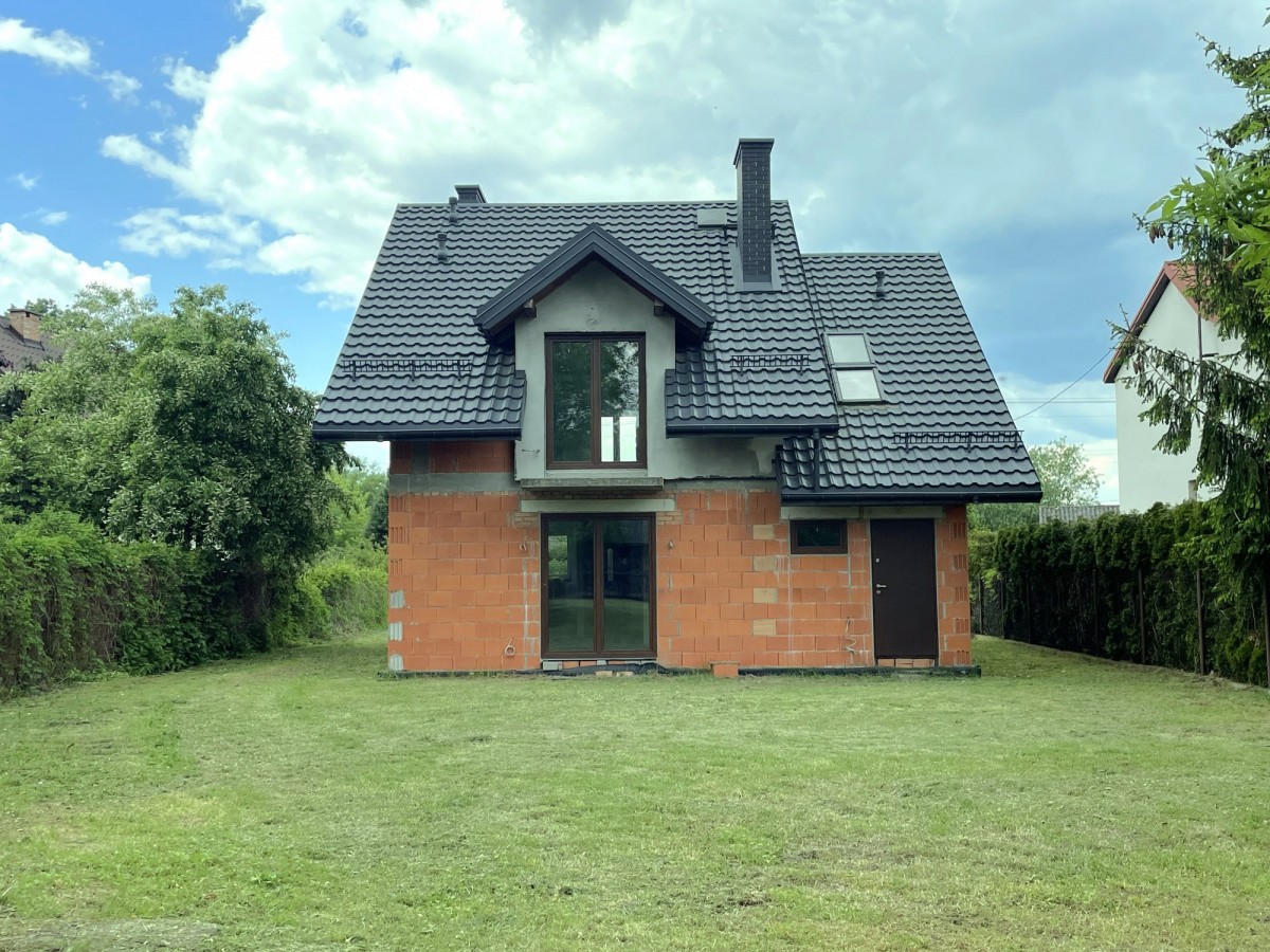 Oferta czasowa-Dom w otoczeniu natury,duża działka