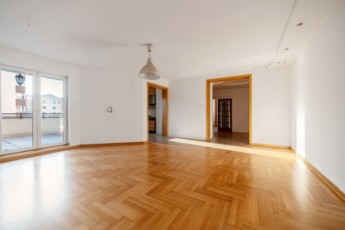 Przestronny apartament 103,76 m² z dwoma tarasami