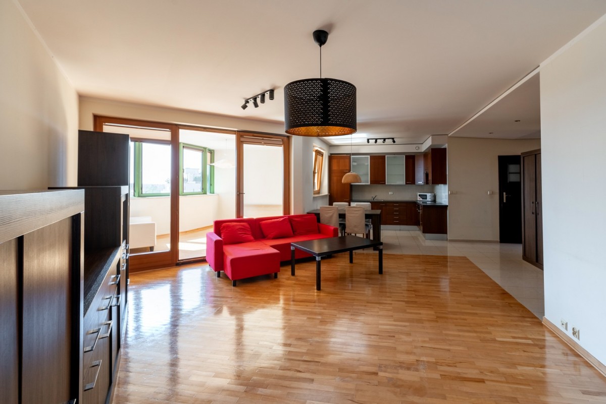 Dobra  lokalizacja na cele mieszkaniowe lub biuro