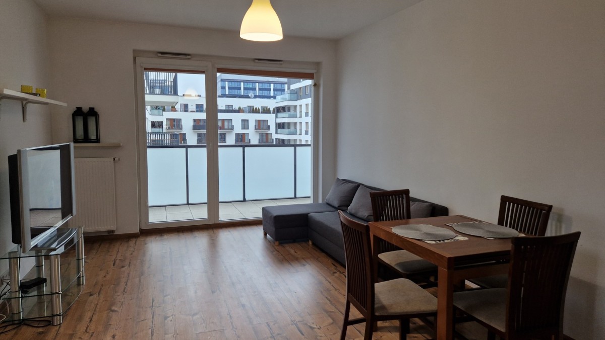 3 pokoje z miejscem postojowym Garażowa