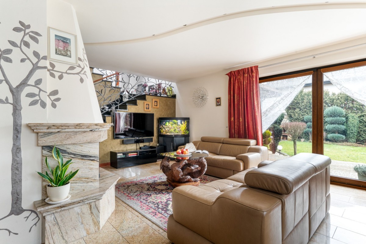 Piękny, przestronny dom w Kobyłce