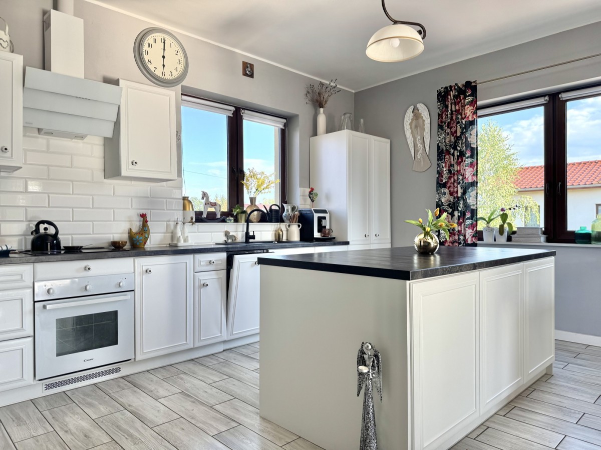 Dom wolnostojący, 30km od Warszawy, Działka 1500m2