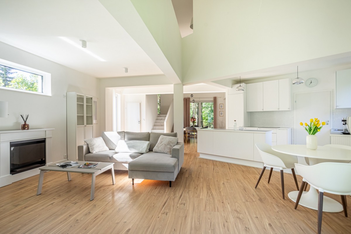 Czarnów  – Na wynajem