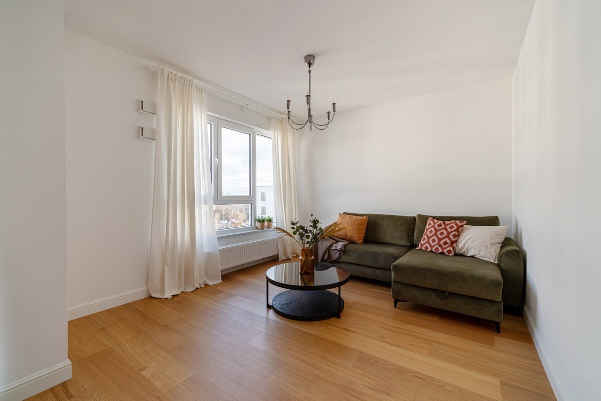 przestronna kawalerka | balkon | parking