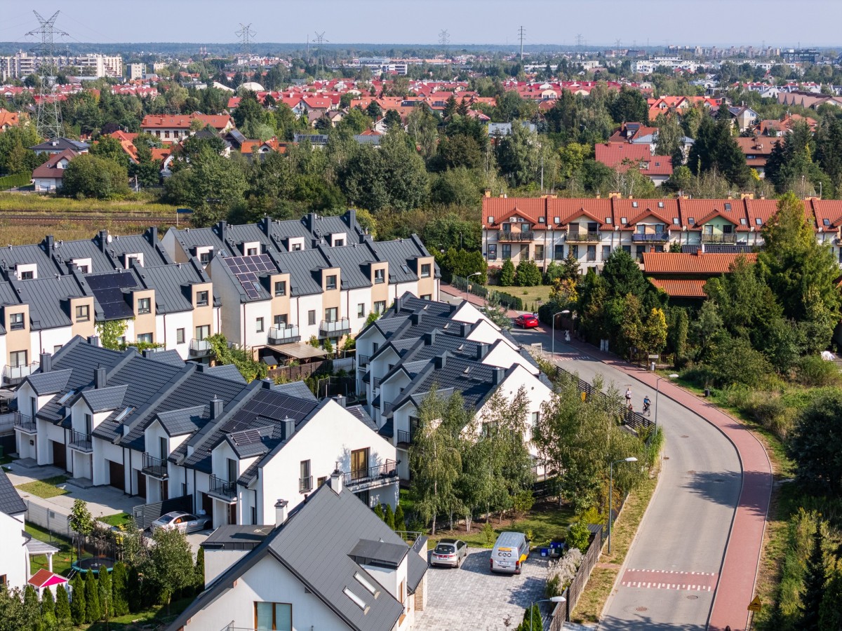 NOWA IWICZNA Nowy WYKOŃCZONY  SEGMENT  Blisko PKP