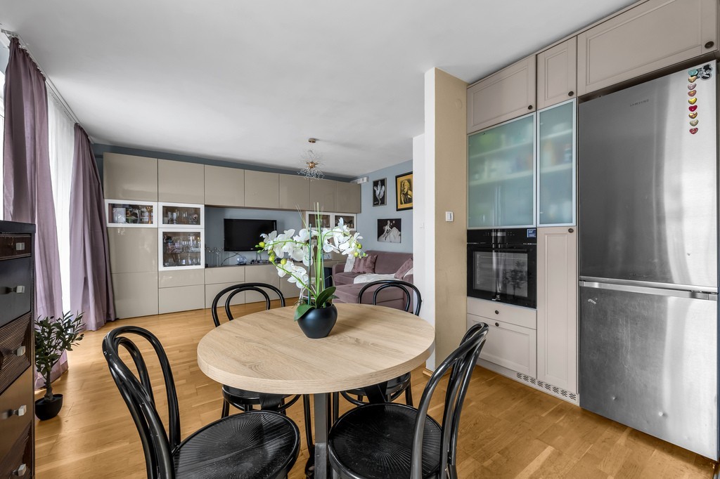 2 pokoje  Zielona Białołęka  Garaż  Komórka!