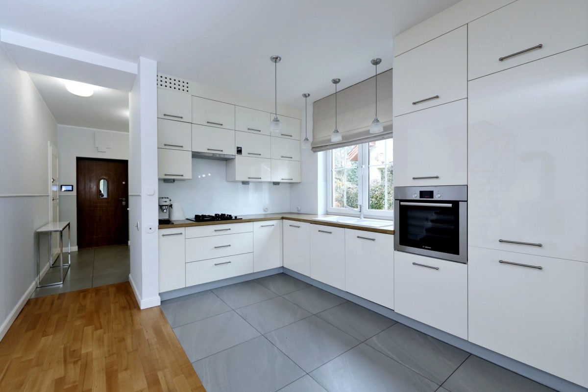 Mieszkanie 151m3 m 2 z działką 327m2 na Białołęce