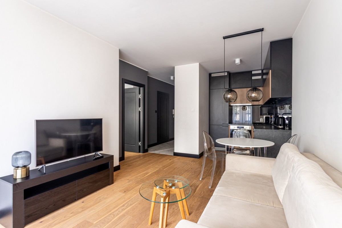 Dwupokojowe mieszkanie przy metrze Szwedzka