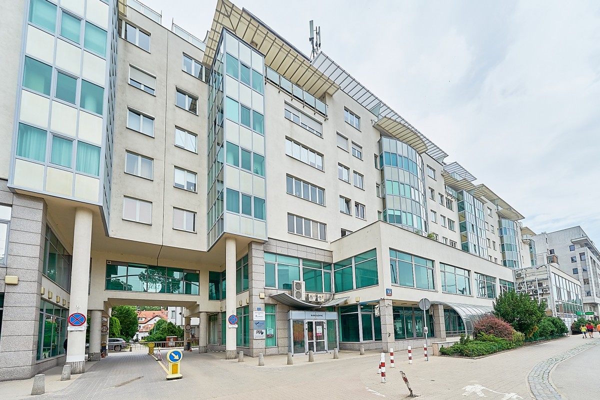 Mokotów przy Parku,4 Pokoje, 2 M. Postojowe