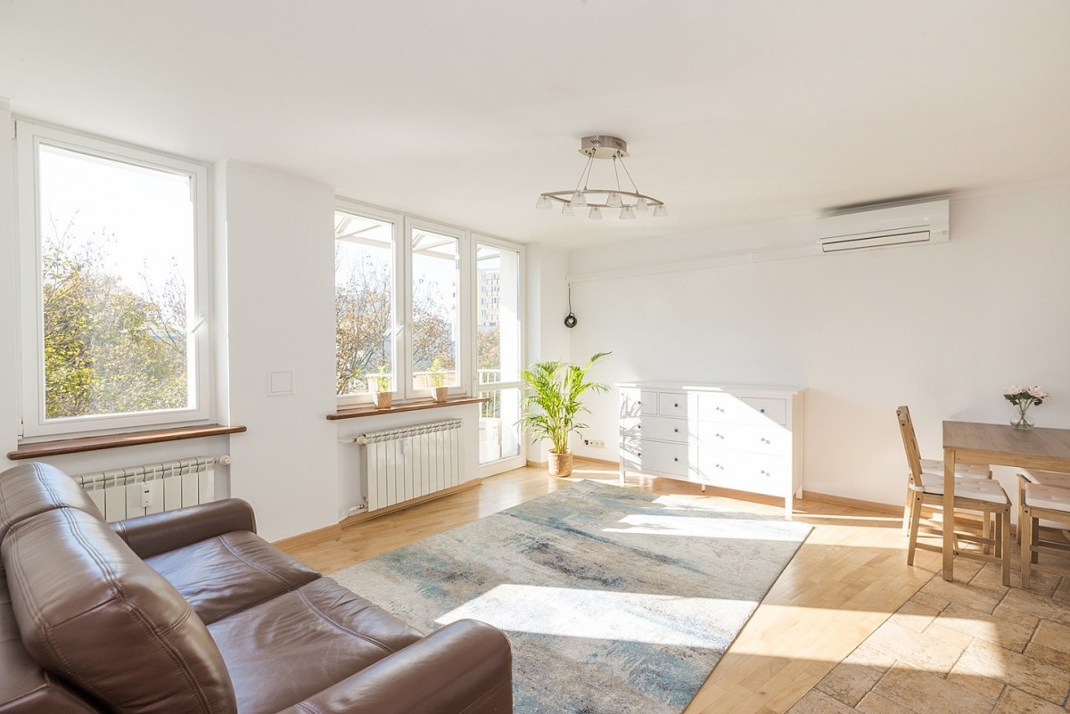 Saska Kępa, ul. Nubijska. Mieszkanie na sprzedaż.