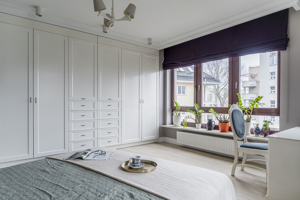 Unikalne, 5 pokojowe mieszkanie przy metrze