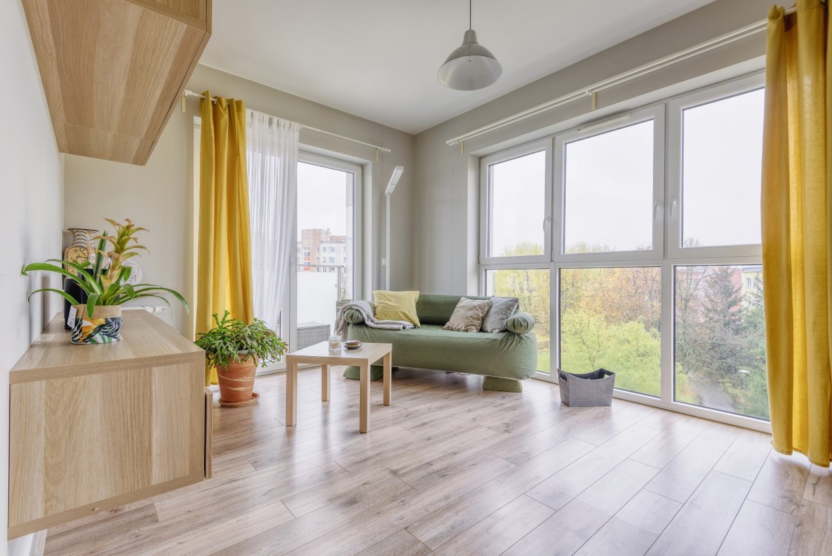 Kameralny budynek z garażem w świetnej lokalizacji