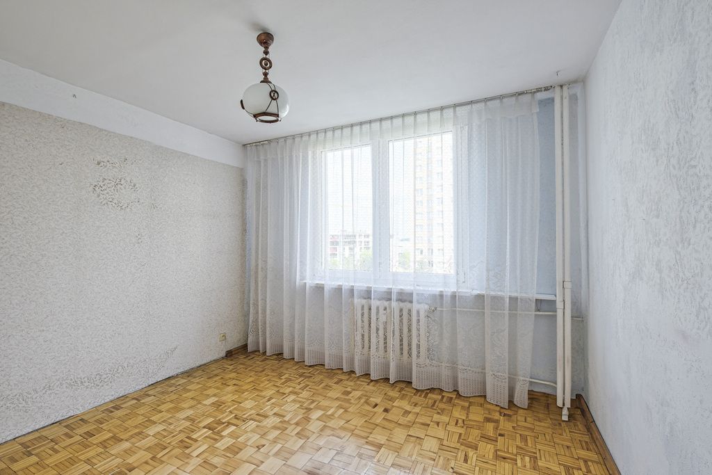 3 pok., oddzielna kuchnia. Winda, balkon, od zaraz