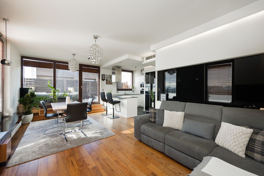 Ostatnie piętro  55 m2 taras  Wysoki standard