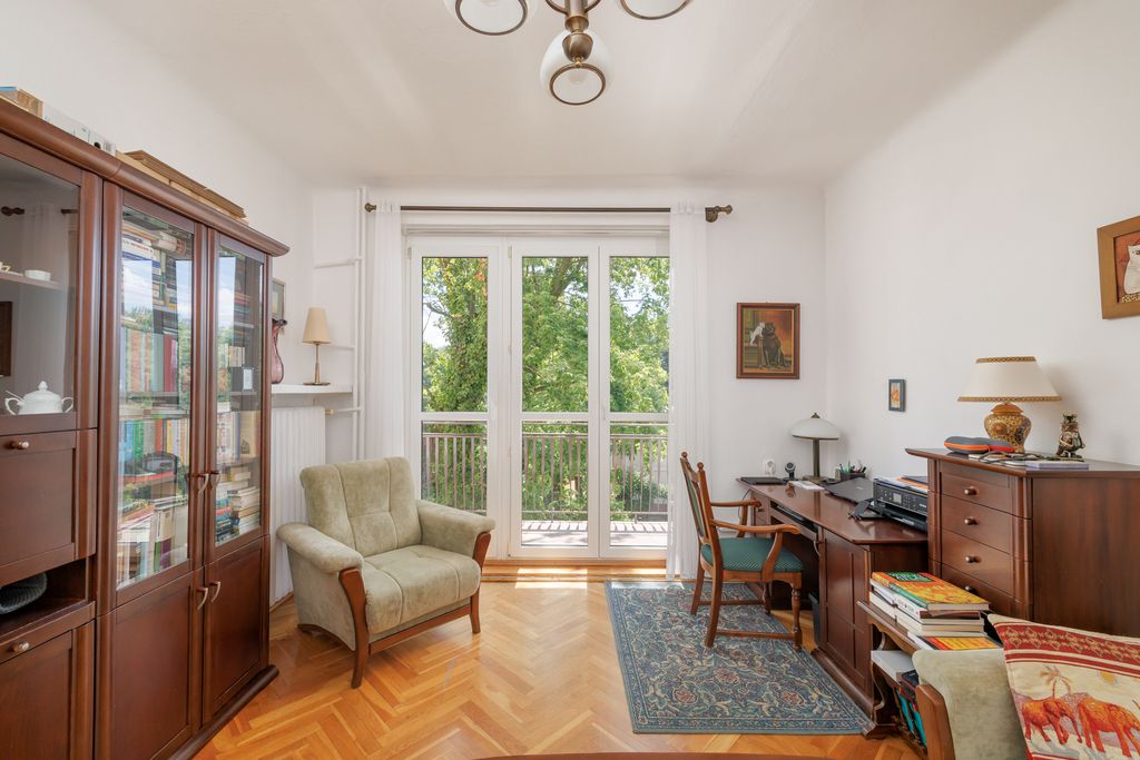 Klimatyczne mieszkanie z widokiem na zieleń