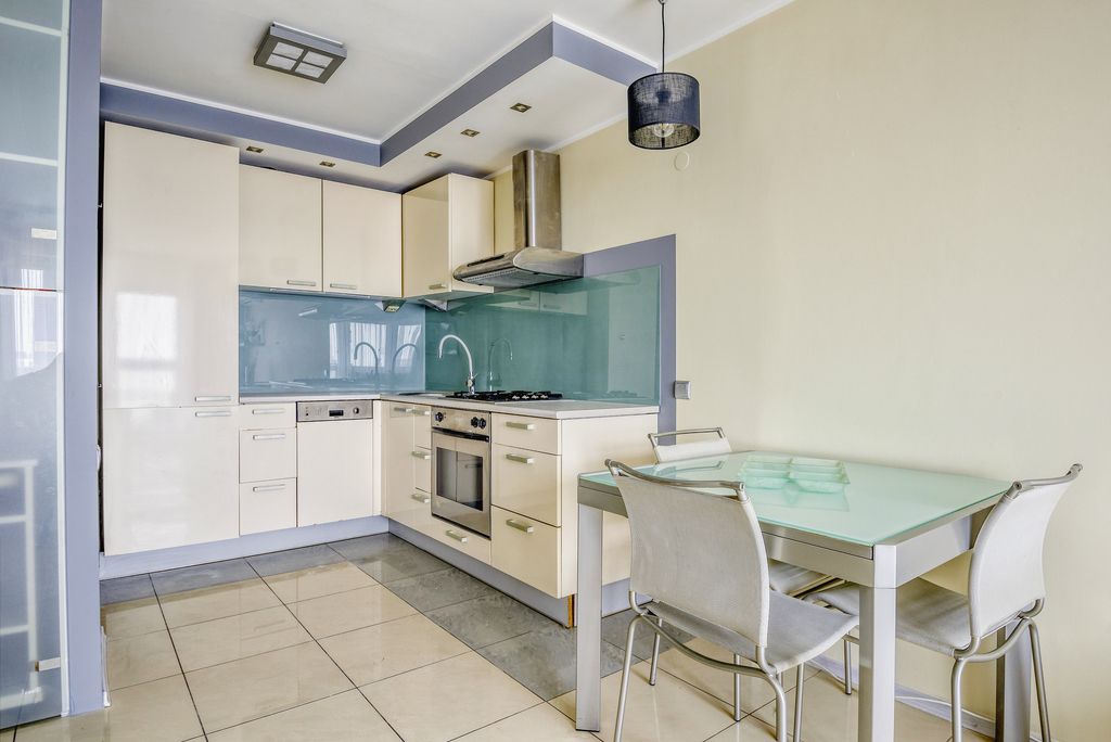 Nowoczesne 2 pokoje z balkonem na Sadybie!