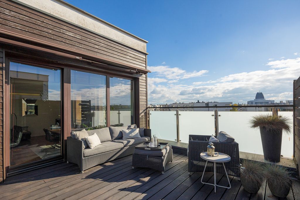 Ostatnie piętro  55 m2 taras  Wysoki standard