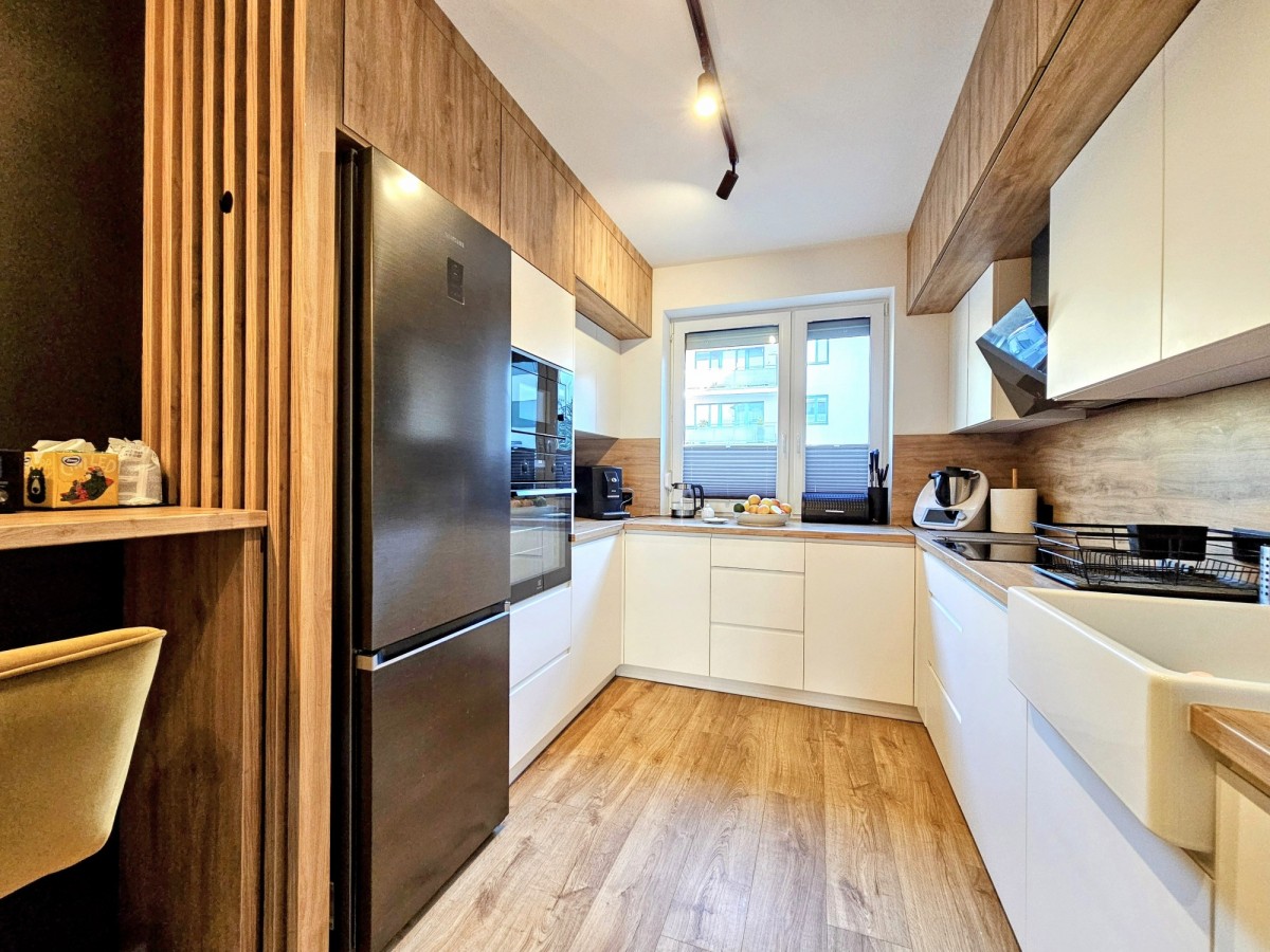 Eleganckie mieszkanie / wysoki standard